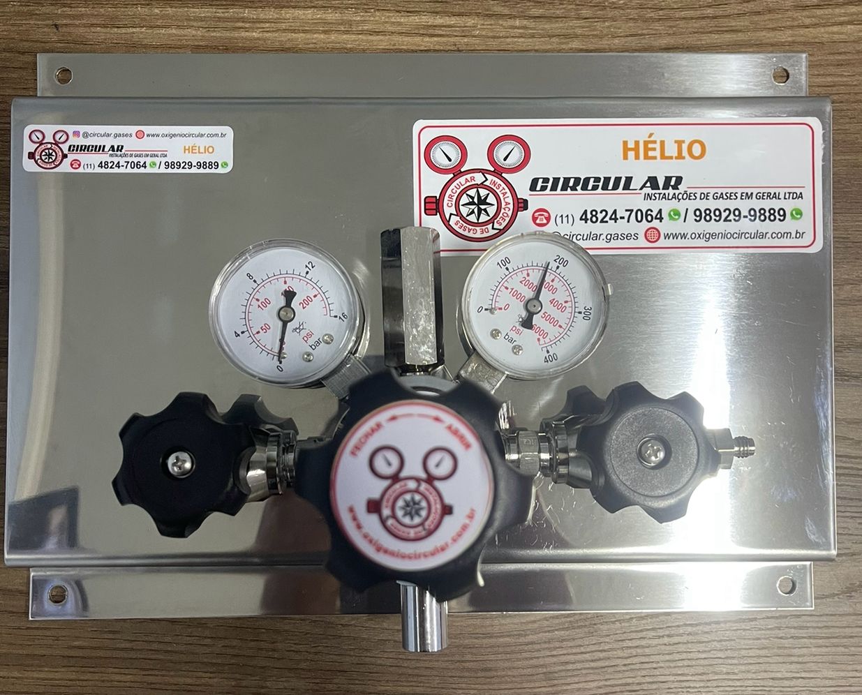 Quadro regulador de hélio em aço inox da Circular Gases